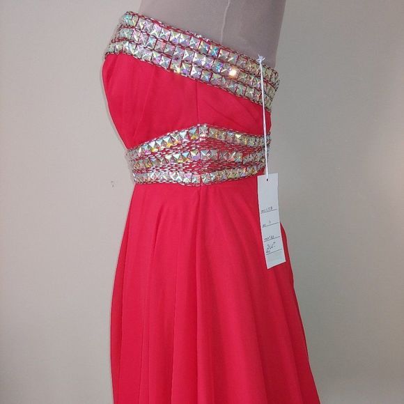 NWT Princess Collection Style 6331 Red Mini Dress - Picture 2 of 3